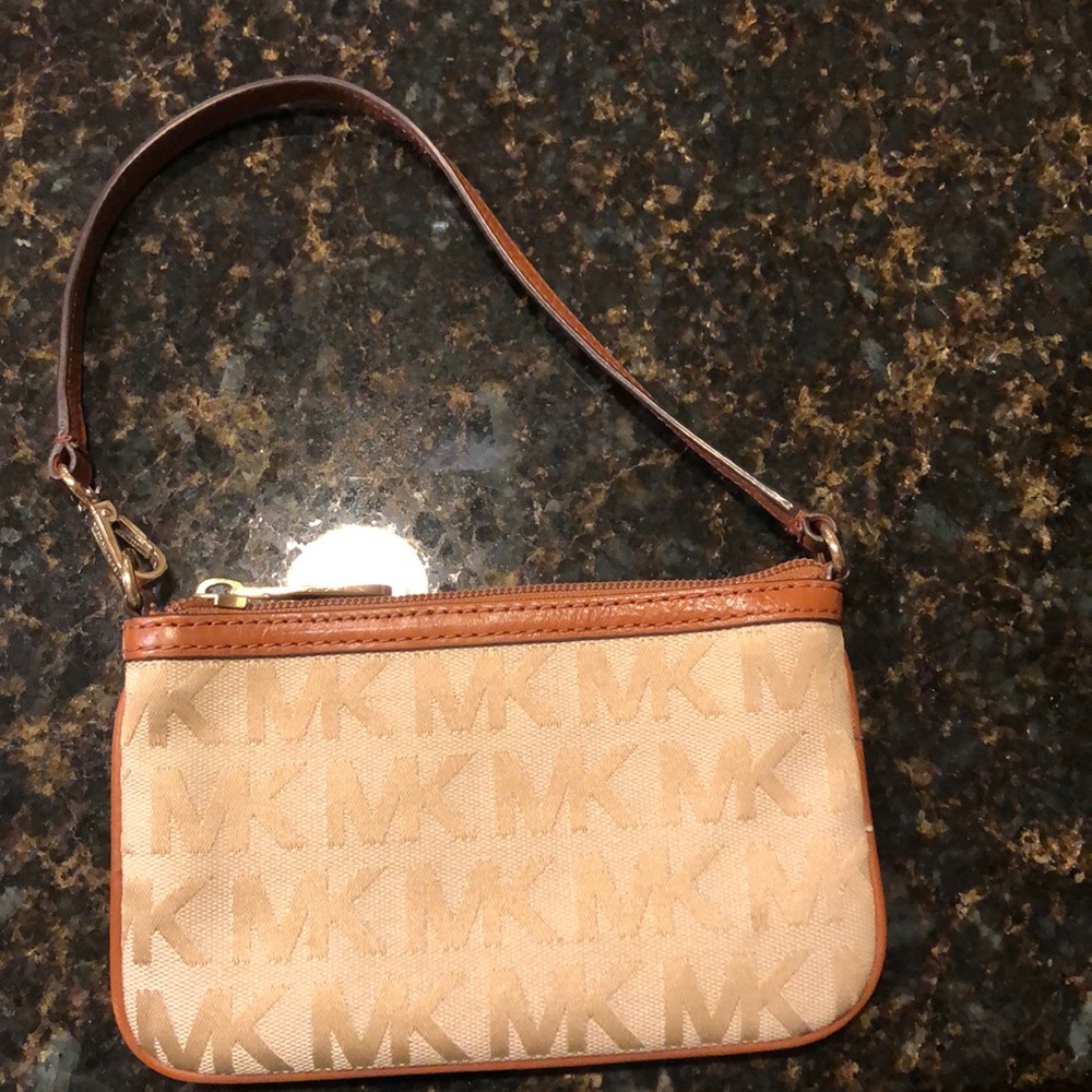Michael Kors wristlet purse